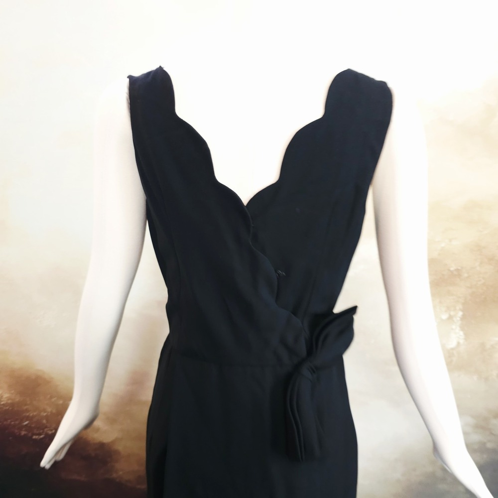Vintage 1960's 50s Midi Dress Low Cut Scalloped Back Stylized Bow Fitted Style - Picture 7 of 12